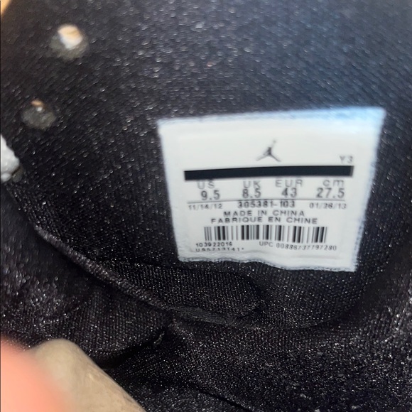 Retro Air Jordan XIII (2013) Bugs Bunny - Picture 2 of 4